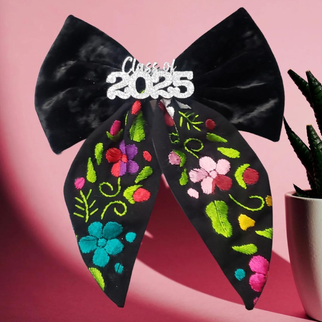Moño De Graduación Bordado - Embroidered Graduation Bow - Etsy