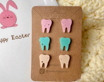 Spring Tooth Earrings/ Easter Tooth Earrings/ Dentist Earrings/Molar Earrings/Dental Gift/Stud Earrings/Acrylic Earrings