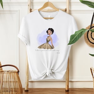 Elizabeth Taylor Elegant Fashionista Unisex Tee, Chic Graphic T-Shirt, vintage Hollywood gift, Fashion Lover Gift, Elizabeth Taylor shirt