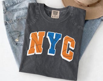 NYCバスケットボールTシャツ｜ニューヨークプライドグラフィックTシャツ｜バスケットボール好きへのギフト｜ストリートウェアNYCシャツ｜シティプライドスポーツTシャツ