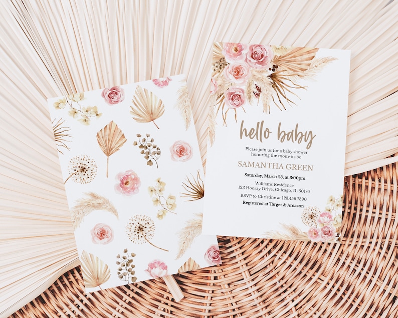 K&ouml;nnte beinhalten: Eine Babyparty-Einladung mit einem Aquarell-Design mit rosa Blumen, getrocknetem Pampasgras und Palmbl&auml;ttern. Der Text lautet "hello baby" und enth&auml;lt den Namen Samantha Green, Datum und Uhrzeit der Party, den Ort und RSVP-Informationen. Die Einladung gibt auch an, dass Geschenke bei Target und Amazon registriert sind.