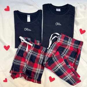 Personalized Mr. Mrs. Valentine's Day Pajamas - Couple's Pajama Set, Valentine's Day Gift, Plaid Pajamas, Women's Gift, Men's Gift