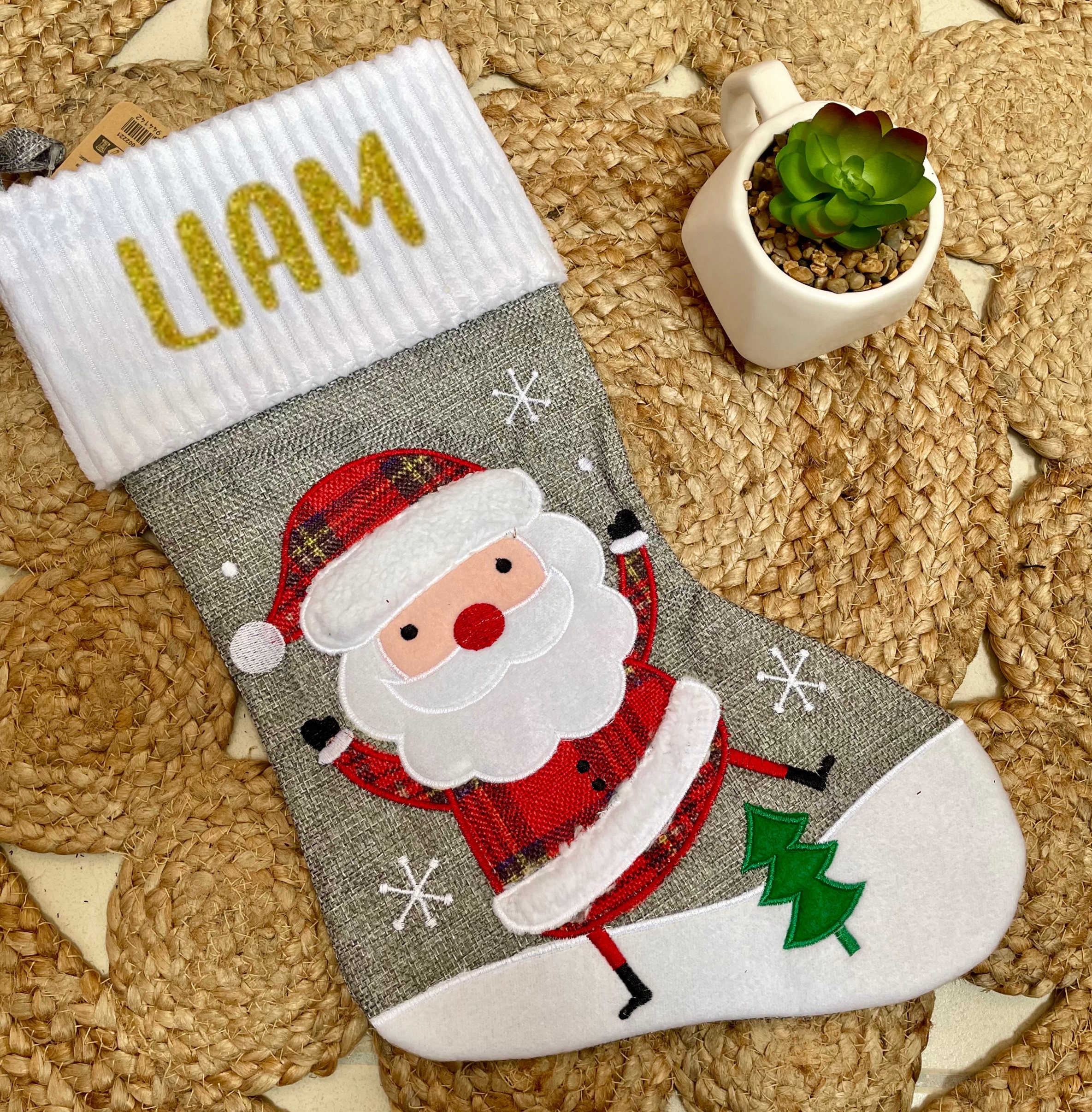 名前入りの大きなパーソナライズされたクリスマスストッキング