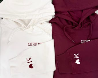 Sweat avec date en chiffre romain - Saint valentin, idée cadeau pour couple, cadeau personnalisé amoureux, pull couple assortie initiale