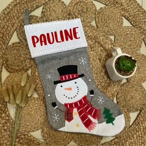 Chaussette de Noël personnalisée Grise cotêlée bonhomme de neige image 5