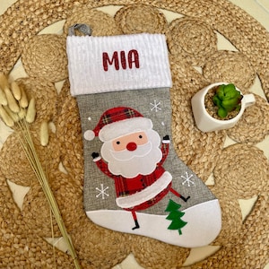 Chaussette de Noël personnalisée Grise cotêlée bonhomme de neige image 7