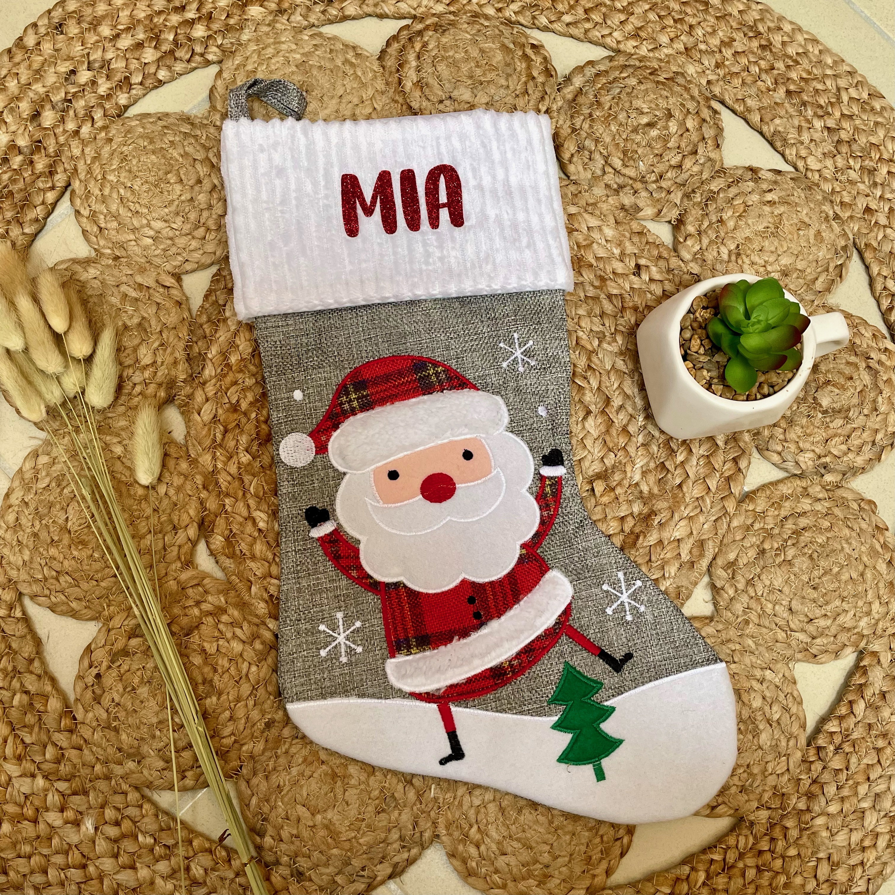 名前入りの大きなパーソナライズされたクリスマスストッキング