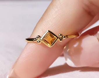 18K Gold Citrine Ring,Natural Citrine November Gemstone,Handmade Vermeil Gold Square Stacking Ring,Dainty Minimalist Women's Gifting Jewelry