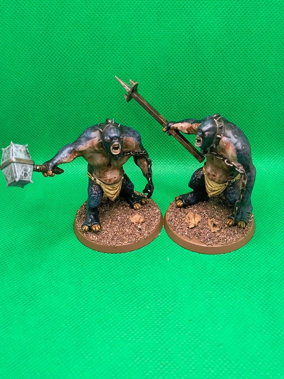Cave troll resin mesbg 2 pcs Painted
