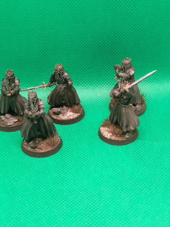 Black knigths on foot, 5 warriors Two handed sword, resin, lotr Painted