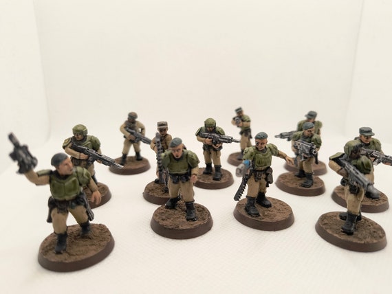 Cadia 12 troops proxy resisn Astra militarum (unpainted)