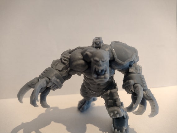 Orc warboss with claw warhammer 40000
