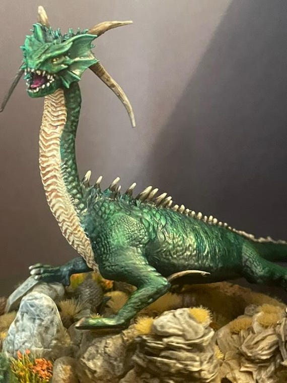 Swamp Cave Dragon, mesbg resin ( Unpainted)