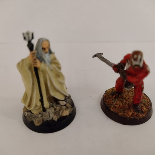 Saruman with bodyguard middle earth strategy battle game
