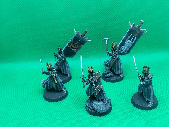 Command of 5 morgul knights on foot (unpainted)