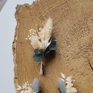 Boutonniere for groom, father of the groom, best man and groomsmen - Mini bouquet of dried flowers