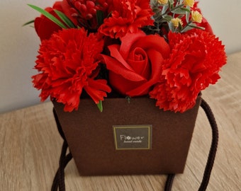 Bath Flower Bouquet - Roses and Red Carnations