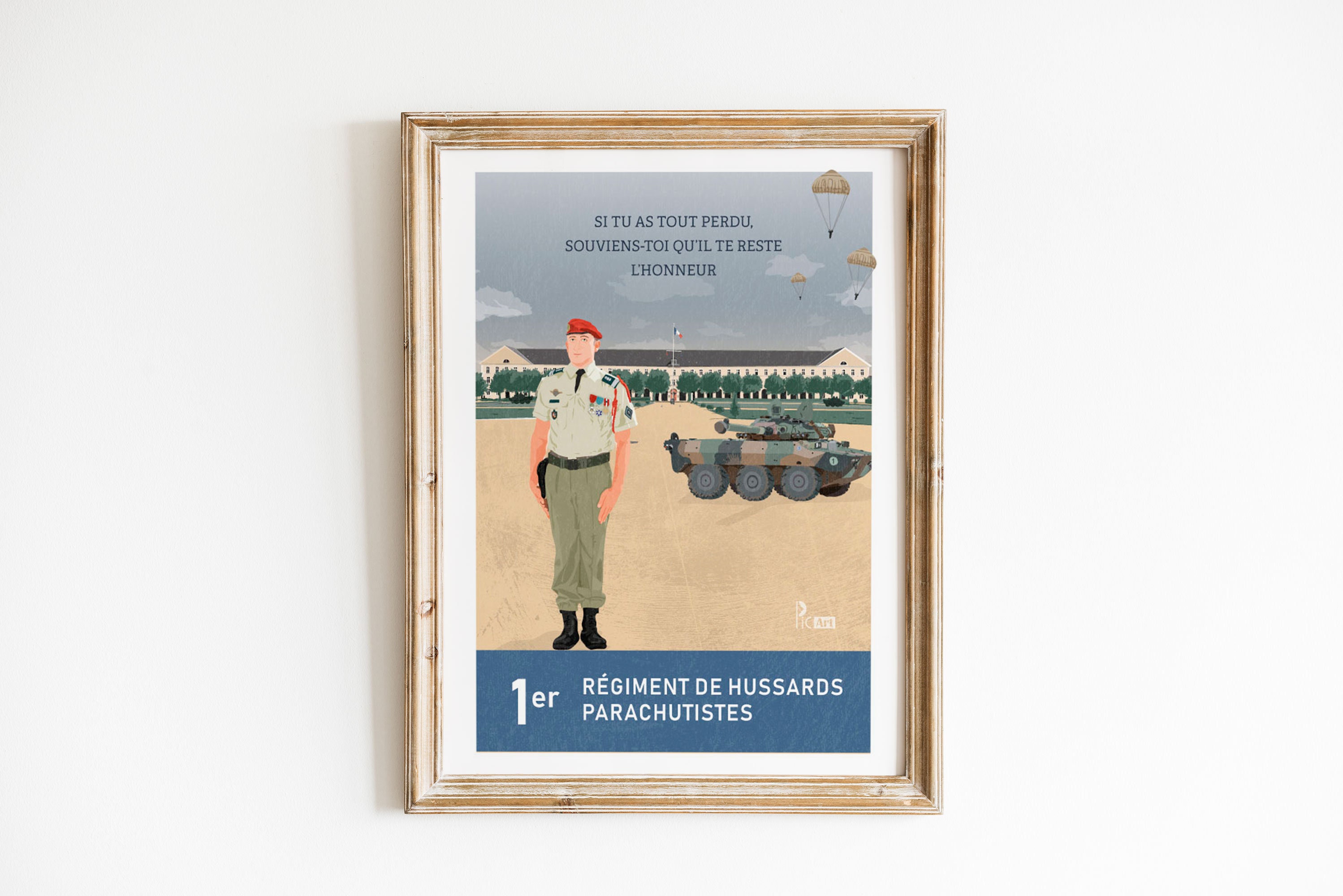 Poster Vintage Armée 2ème Hussards Tarbes - 50x70 Cm - Neuf Sous Emballage - Marque PostersAndCo - Papier Haute Qualité
