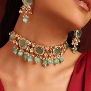 Gold Tone Emerald Kundan Choker/ Indian Jewelry/ CZ Jewelry/ Kundan Pearl Jewelry/ Indian Choker/ Gift For Her/Wedding Jewellery image 2