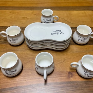 A set of 6 cups, 6 saucers, espresso coffee, nice tea, enough for all hot drinks, beautiful and distinctive, in white and golden colors