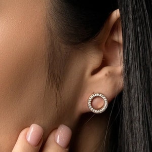Brincos Heavenly da coleção feminina Carlette, círculo de zircônia cúbica e joias modulares de ouro ródio ou rosa