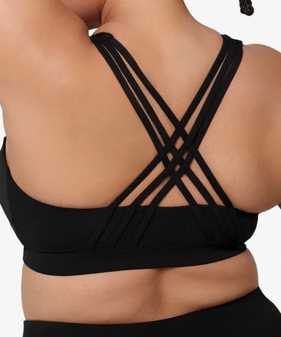PLUS SIZE Limitless Zip Front Criss Cross Padded Sports Bra 42-48 D/E/F Cup  Front Closure Zipper Crossed-back -  Australia