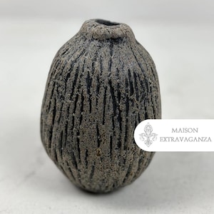 Vintage Textured Clay Pot: Rustic Stoneware Vessel