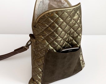 sac a bandoulière  zippée et poche extérieur en cuir, sac de mode style métallique, sac matelasse