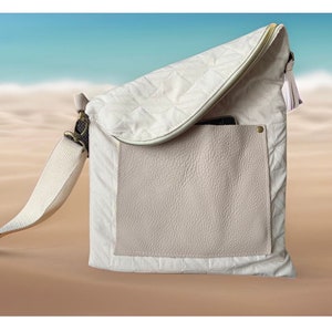 Handtasche mit verstellbarem Schultergurt, Handtasche aus Canvas und echtem Leder, beige Farbe, hergestellt in Frankreich.