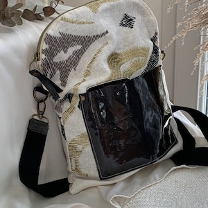 Damen-Umhängetasche, besticktes Canvas und Leder, Handtasche mit verstellbarem Schultergurt, für Geschenke, französische Herstellung.