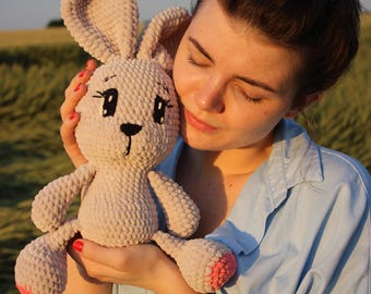 Tiny crochet rabbit, organic baby toys, forest animal shower, crochet plushie hare, amigurumi bunny, gift for newborn, baby shower gift