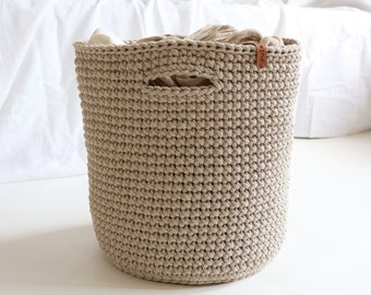 Large Scandi basket for blankets, pillows, big plants or toys, Minimalist home storage, Fall home decoration, Nursery organization idea.