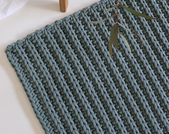 Chunky Knit Rug: Reversible Organic Cotton Woven Carpet