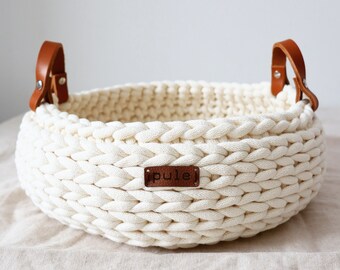 Large woven basket with leather handles, Boho crochet bowl, bohemian keys trace, Modern table centre piece.