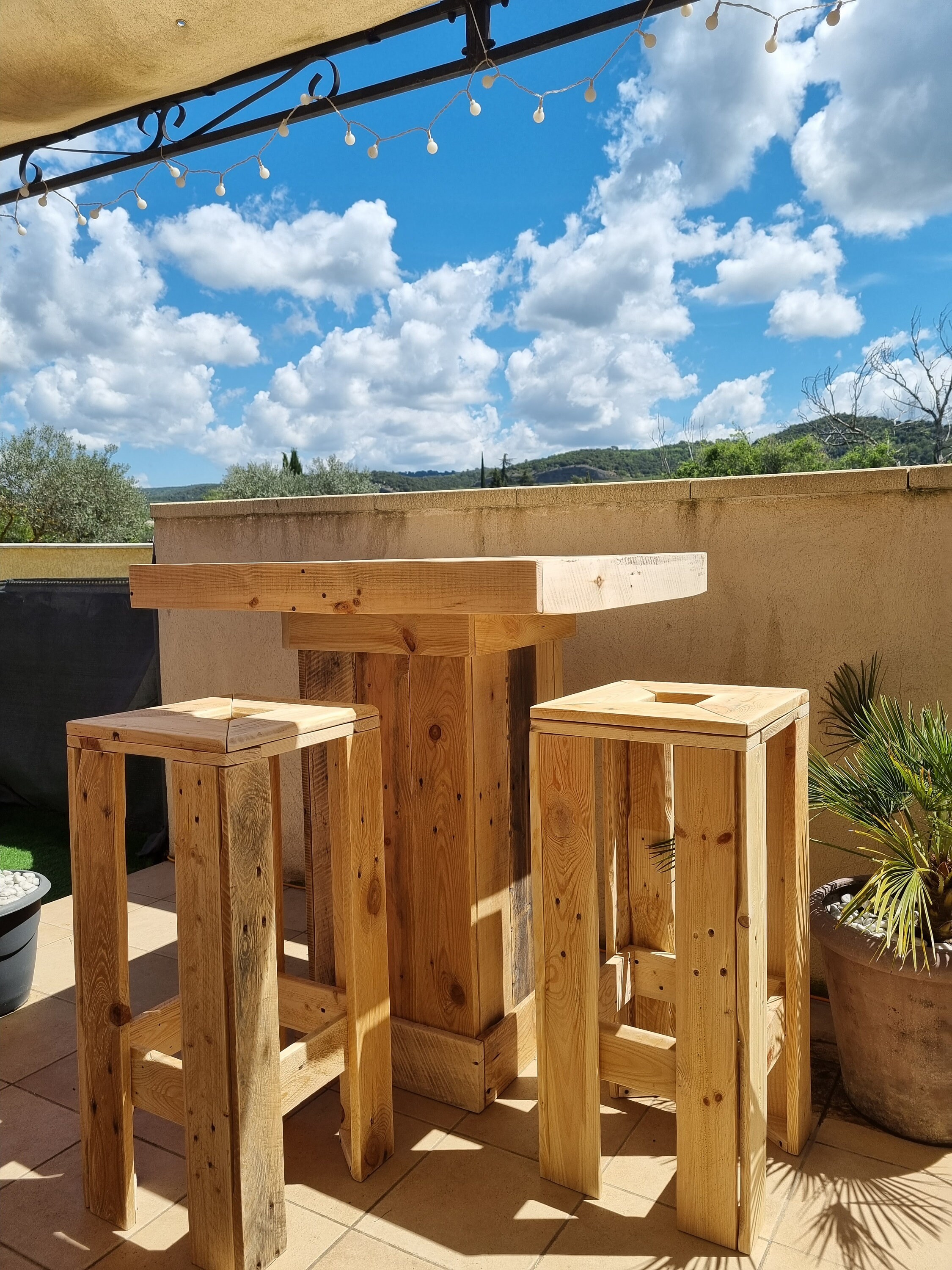 Table Haute + tabourets