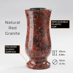 Granit-Gedenkvasen für Gräber. Eine Grabsteinvase für einen Friedhof. Roter Granitvasen für Gräber. Trauervasen für Gräber. Friedhof Dekor