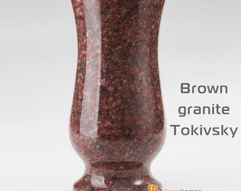 Vase En Granit Pour Pierre Tombale. Vases De Cimetière En