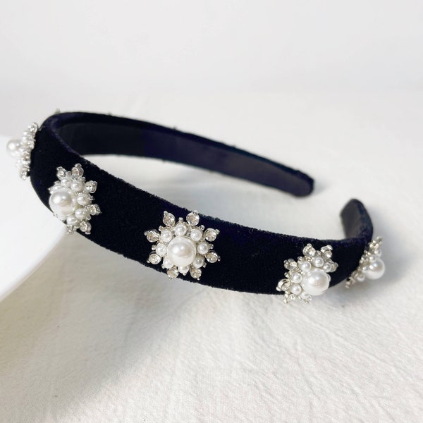 Elegant Velvet Headbands,Rhinestone Pearl Headbands,Unique Headbands,Snowflake Headbands,Women Vintage Black Headband,Gift