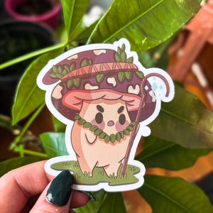 Bonita pegatina de druida con forma de hongo enfadado / Pegatina de vinilo de fantasía resistente al agua / Regalo artístico de druida con forma de hongo