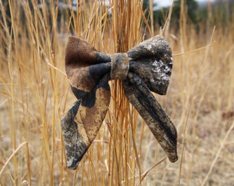 Realtree Edge Camo Hair Bow: Rustic Alligator Clip