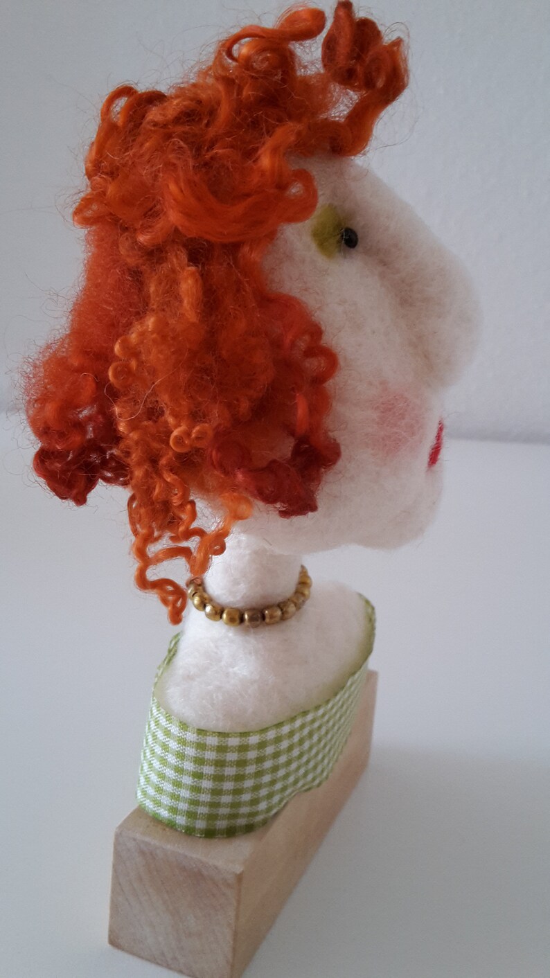 Charakterkopf mit der Nadel gefilzt, Dekobüste, Gefilzte Damenbüste, Dekokopf, Unikat, Needlefelted doll, Soft sculpture, Artdoll, unique Bild 5