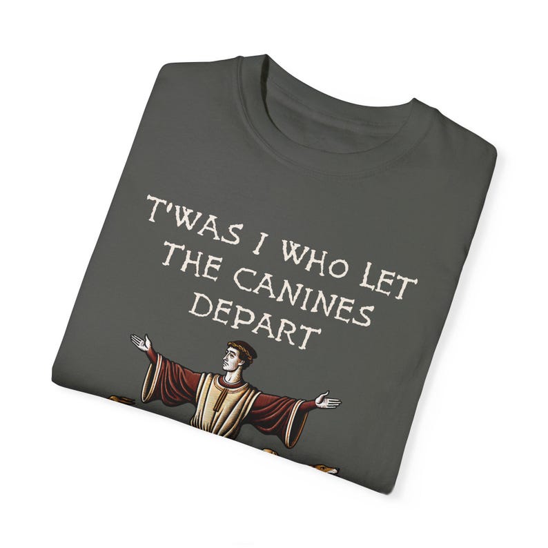Medieval T-Shirt: Bayeux Tapestry, 'T'was I Who Let The Canines Depart' image 4