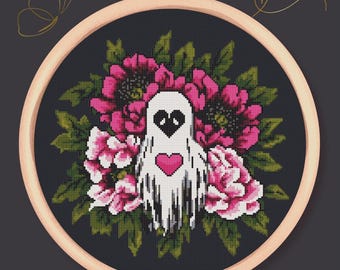 Gráfico de Ponto Cruz de Fantasma Floral em PDF – Bordado Gótico Rosa – Decoração de Halloween