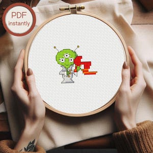 Punto de cruz R Punto de cruz Galaxia Alfabetos de punto Patrón de extraterrestres Estilo de fuente del alfabeto Fuente de punto de cruz OVNI Punto de cruz Punto de extraterrestre