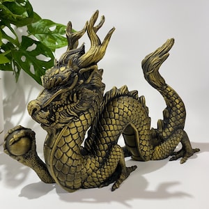 Drakenstandbeeld handgeschilderd 3D-geprint