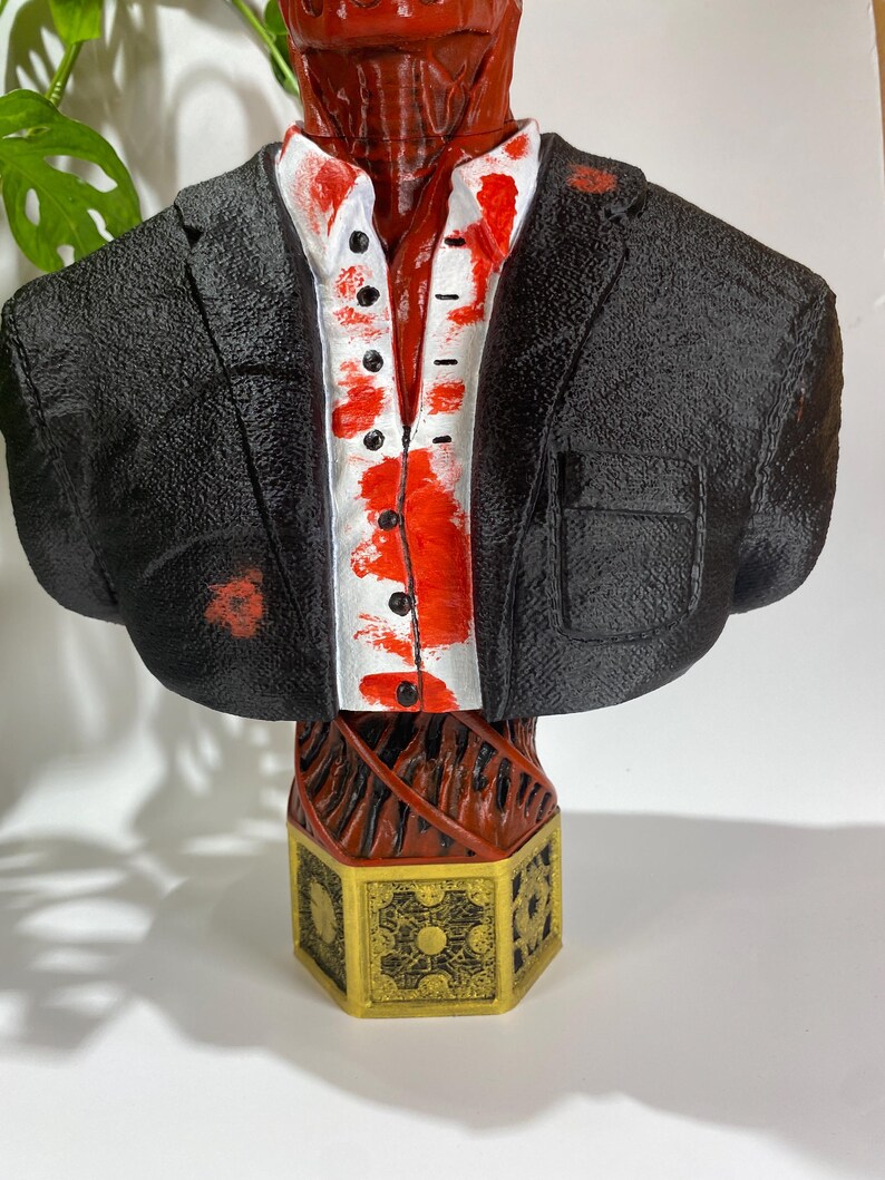 Busto horror di zio Frank - Scultura anatomica ispirata a Hellraiser - Statuina cenobita dipinta a mano - Decorazione gotica per la casa inquietante e regalo per ventagli immagine 10