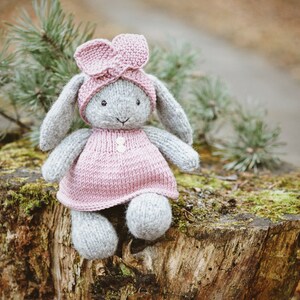 Bunny knitting patterns, knitted animal toy, amigurumi bunny image 7