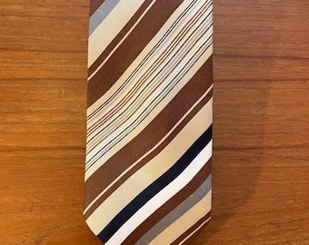 Vintage 70s Austin Reed Tie