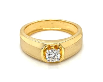 Men&#39;s Diamond Studded Ring – 10K Solid Gold | Custom Wedding & Engagement Ring | Worldwide Shipping by Blingory