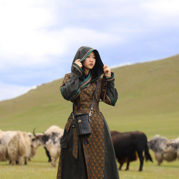 Mongolian Deel - Traditional Costume By Hunnu Fashion  -Unique Vintage Costume for Wedding, Photoshoot, Costume Party or Any Event